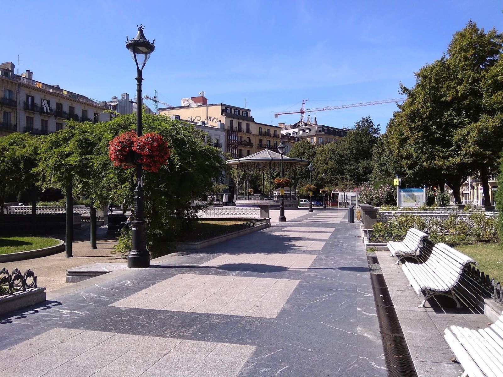 Plaza Easo